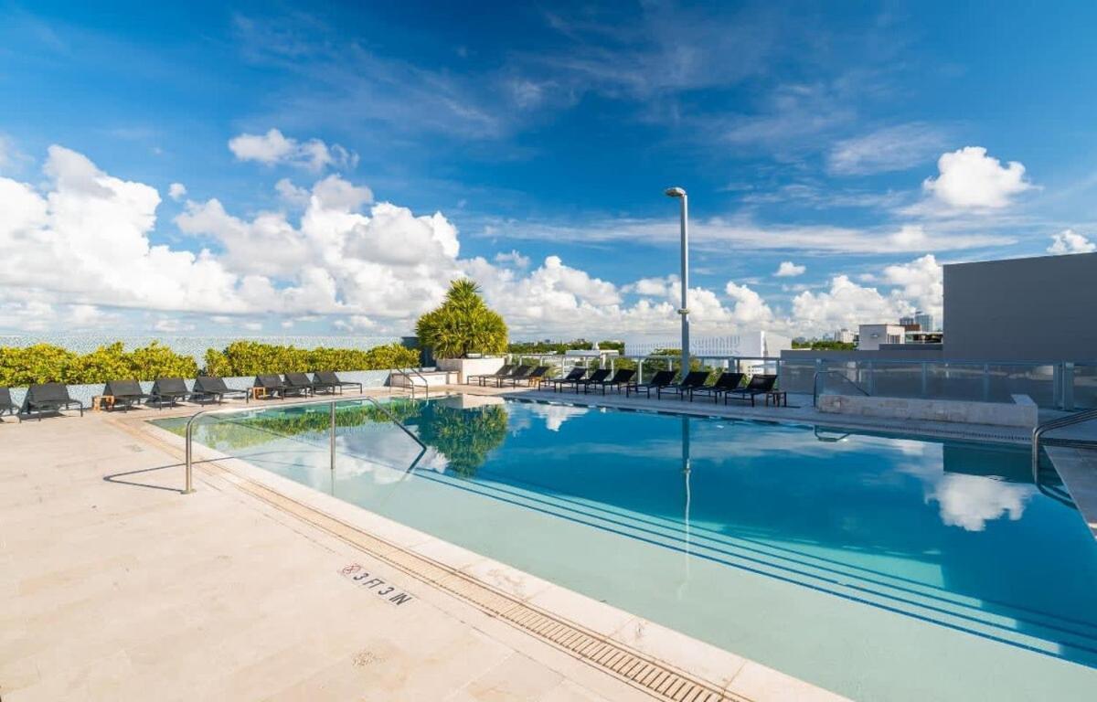 Luxury Oceanview Condo, Pool, Private Beach Access Miami Beach Exterior photo